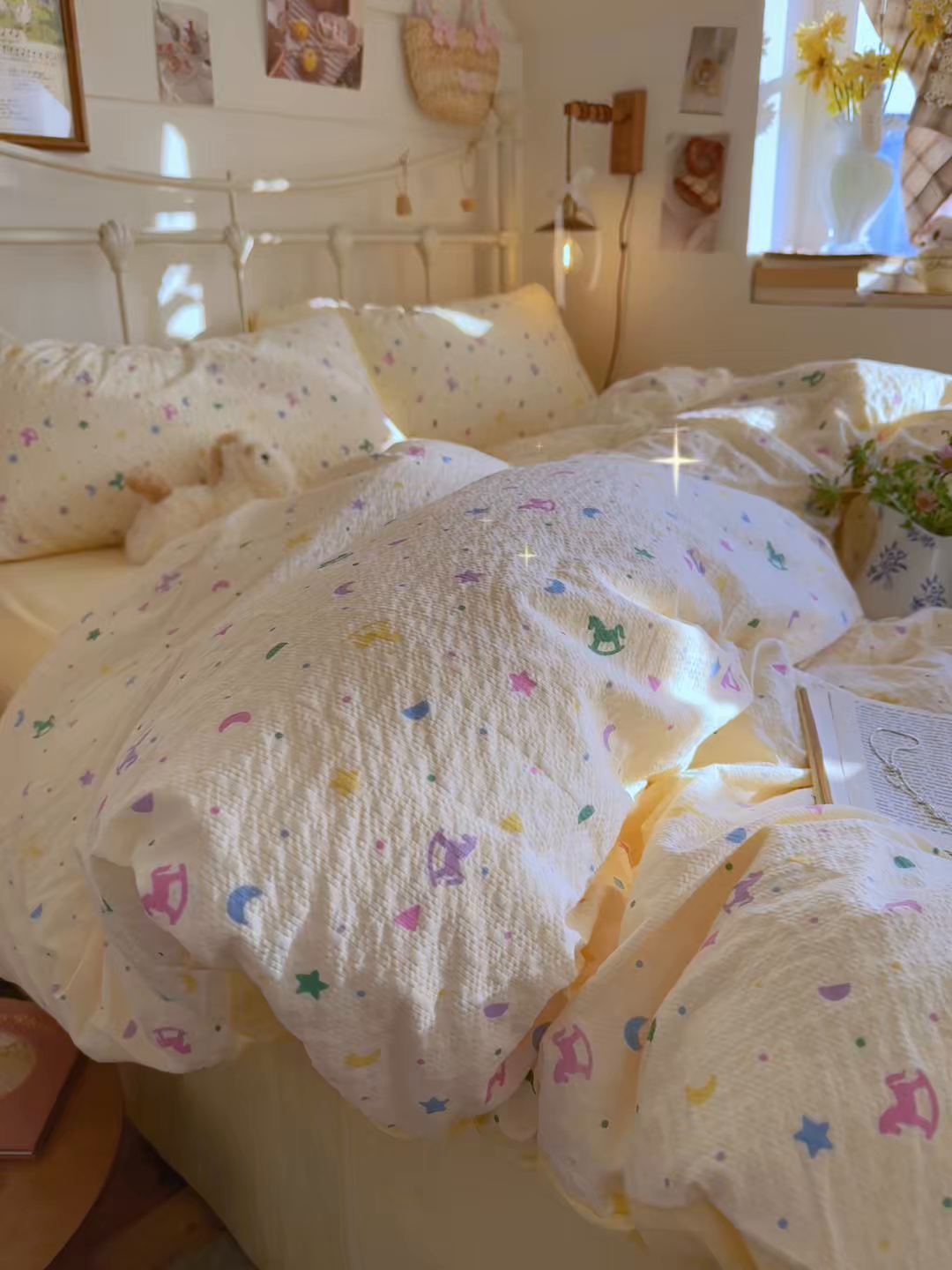 91家纺网 家纺一手货源 找家纺 初念 2026新款A类高品质110克超柔泡芙纱四件套 摇摇木马