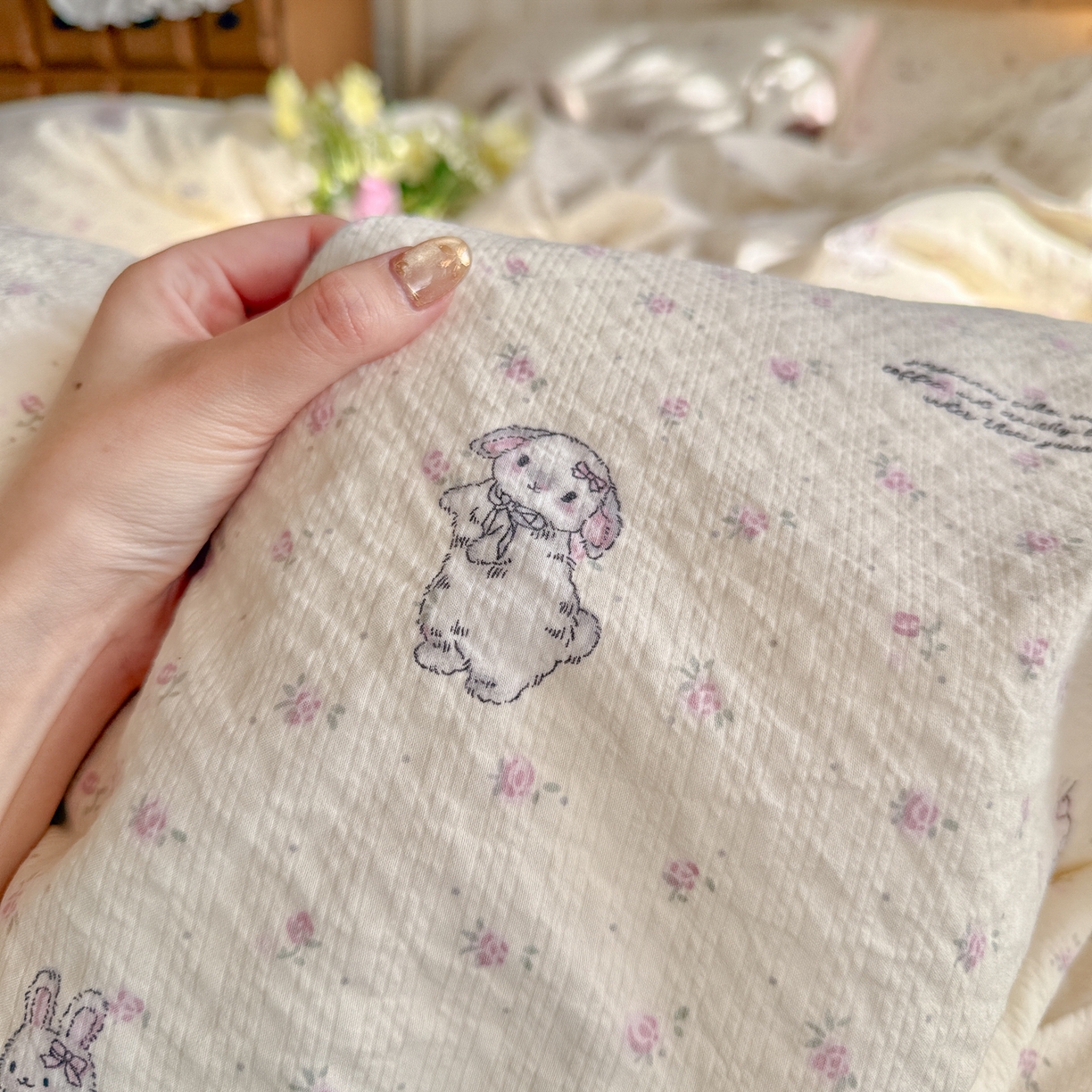 91家纺网 家纺一手货源 找家纺 初念 2026新款A类高品质110克超柔泡芙纱四件套 悦悦小兔