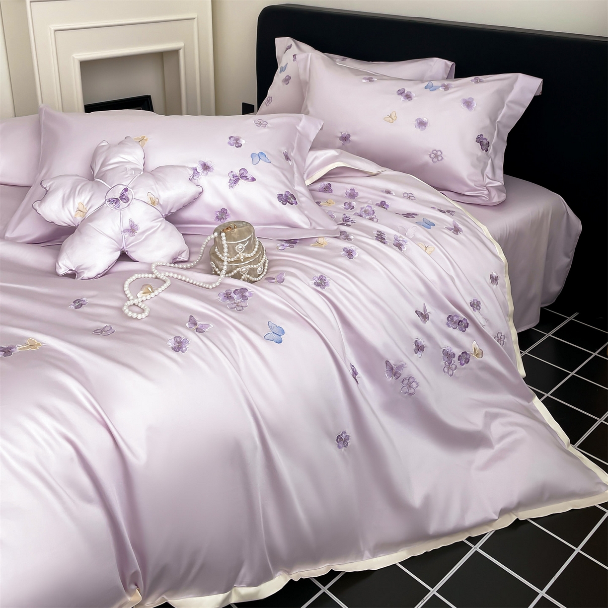 91家纺网 家纺一手货源 找家纺 蓝米卡夫 2026春季新款-100S长绒棉贡缎刺绣系列四件套-繁花福语（礼盒） 繁花福语-幻紫祥瑞