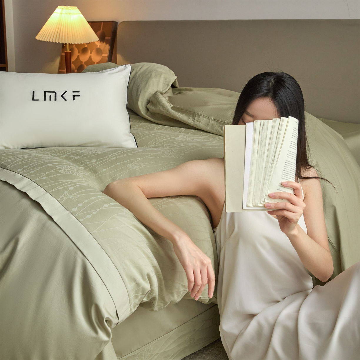 91家纺网 家纺一手货源 找家纺 （总）蓝米卡夫 2026春季新款-100S全棉亮面提花贡缎长绒棉拼接款（礼盒）