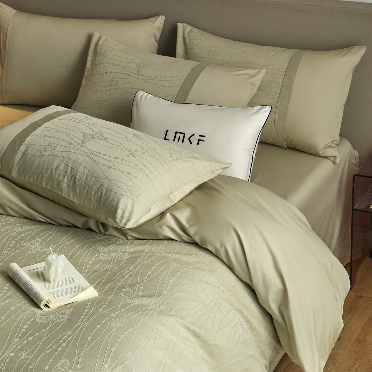 91家纺网 家纺一手货源 找家纺 （总）蓝米卡夫 2026春季新款-100S全棉亮面提花贡缎长绒棉拼接款（礼盒）