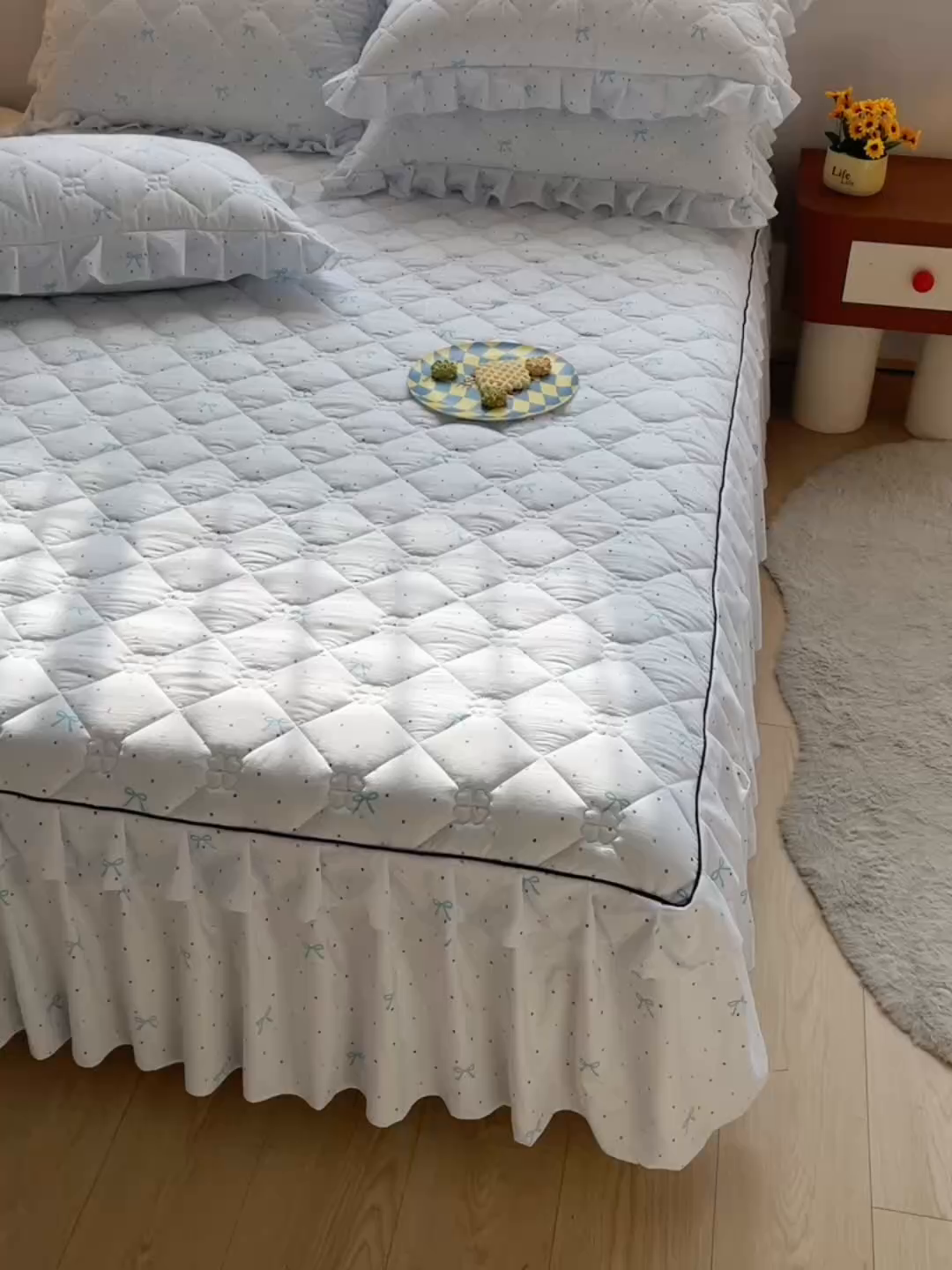 91家纺网 家纺一手货源 找家纺 优家居 2026新款精仿棉床裙四件套水洗棉韩版公主风花边床裙单被套直播外贸定制 潘多拉-兰