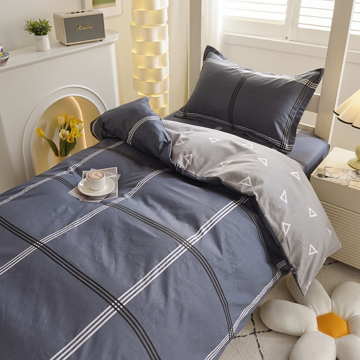 91家纺网 家纺一手货源 找家纺 朵希曼 2026新款全棉13372学生三件套系列 几何空间