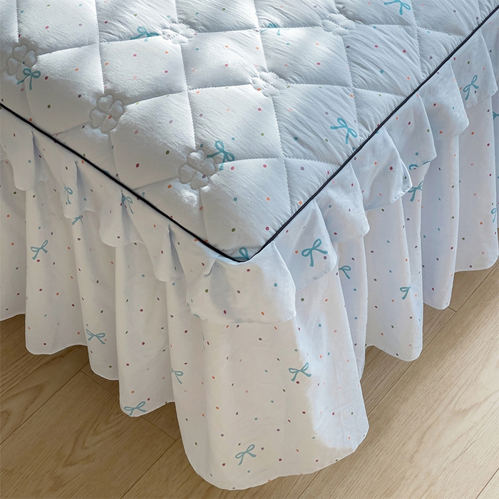 91家纺网 家纺一手货源 找家纺 优家居 2026新款精仿棉夹棉床裙四件套水洗棉韩版公主风花边床裙被套直播外贸定制 潘多拉-兰