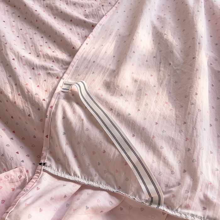 91家纺网 家纺一手货源 找家纺 优家居 2026新款精仿棉夹棉床裙四件套水洗棉韩版公主风花边床裙被套直播外贸定制 丝丝心动