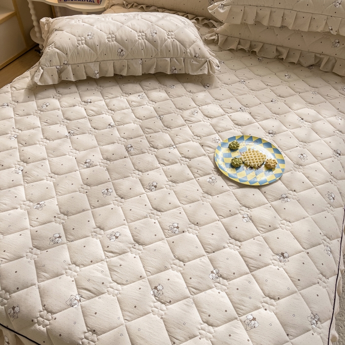 91家纺网 家纺一手货源 找家纺 优家居 2026新款精仿棉夹棉床裙四件套水洗棉韩版公主风花边床裙被套直播外贸定制 星星熊