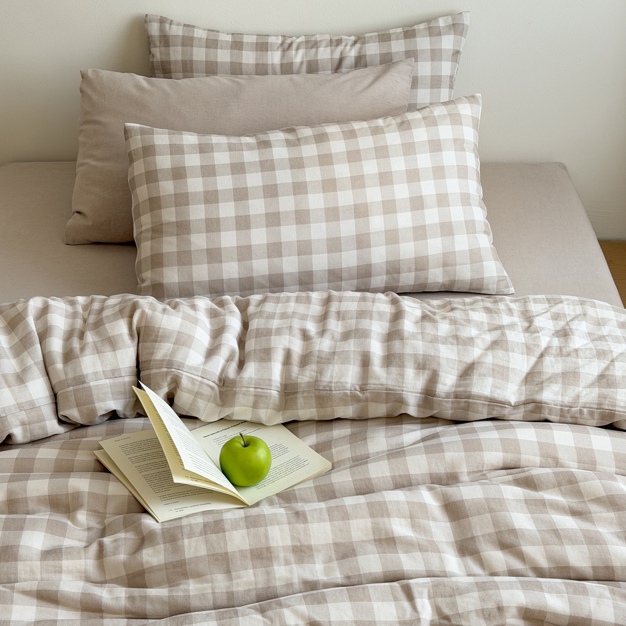 91家纺网 家纺一手货源 找家纺 （总）玖弘家居 2026新款全棉双层纱格子四件套（默认格子枕套）