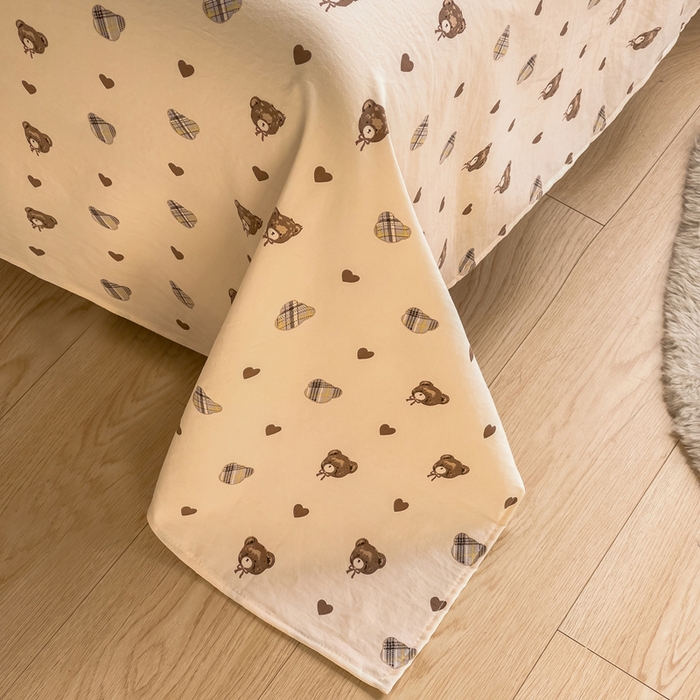 91家纺网 家纺一手货源 找家纺 优家居 2026新款精仿棉床裙三件套水洗棉韩版公主风花边床裙直播外贸定制 爱心熊