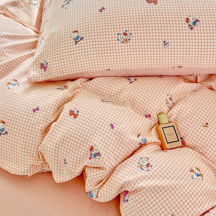 91家纺网 家纺一手货源 找家纺 斯卡诺家纺 2026新款春夏古法水洗仿棉云感纱四件套小布袋五件套 凯蒂猫