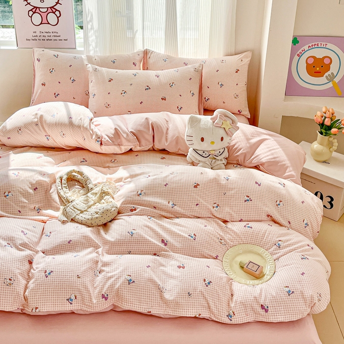 91家纺网 家纺一手货源 找家纺 斯卡诺家纺 2026新款春夏古法水洗仿棉云感纱四件套小布袋五件套 凯蒂猫