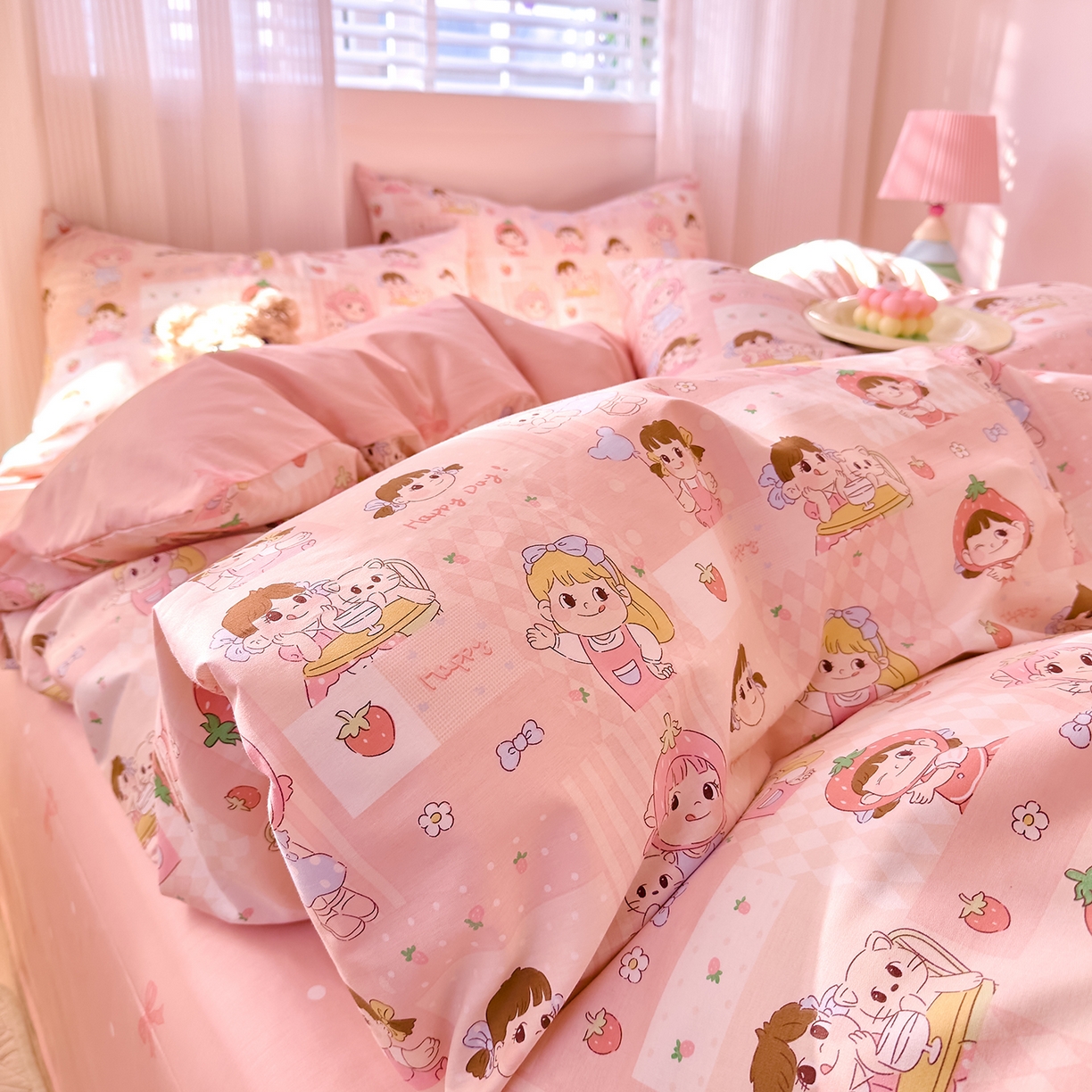 91家纺网 家纺一手货源 找家纺 DoDo 兜兜 2026春夏新款全棉纯棉可爱卡通四件套 棒棒糖女孩