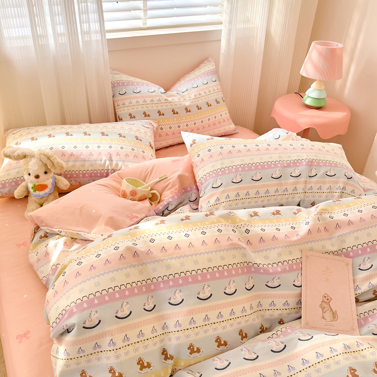 91家纺网 家纺一手货源 找家纺 DoDo 兜兜 2026春夏新款全棉纯棉可爱卡通四件套 彩虹小马驹