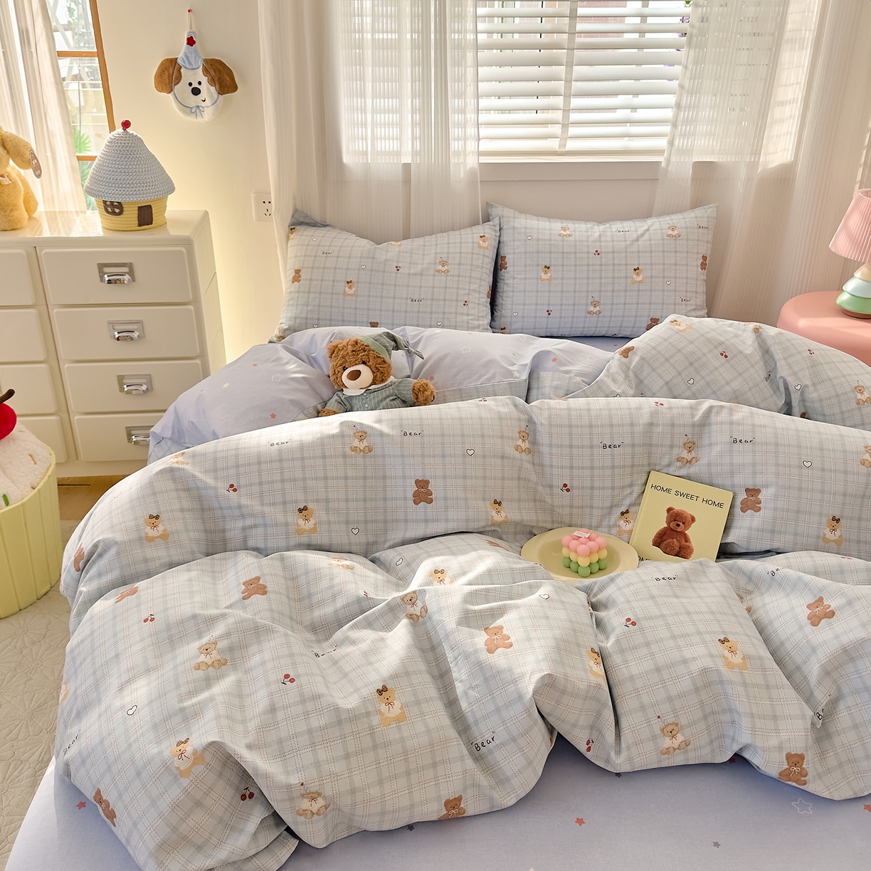 91家纺网 家纺一手货源 找家纺 DoDo 兜兜 2026春夏新款全棉纯棉可爱卡通四件套 熊抱阳光