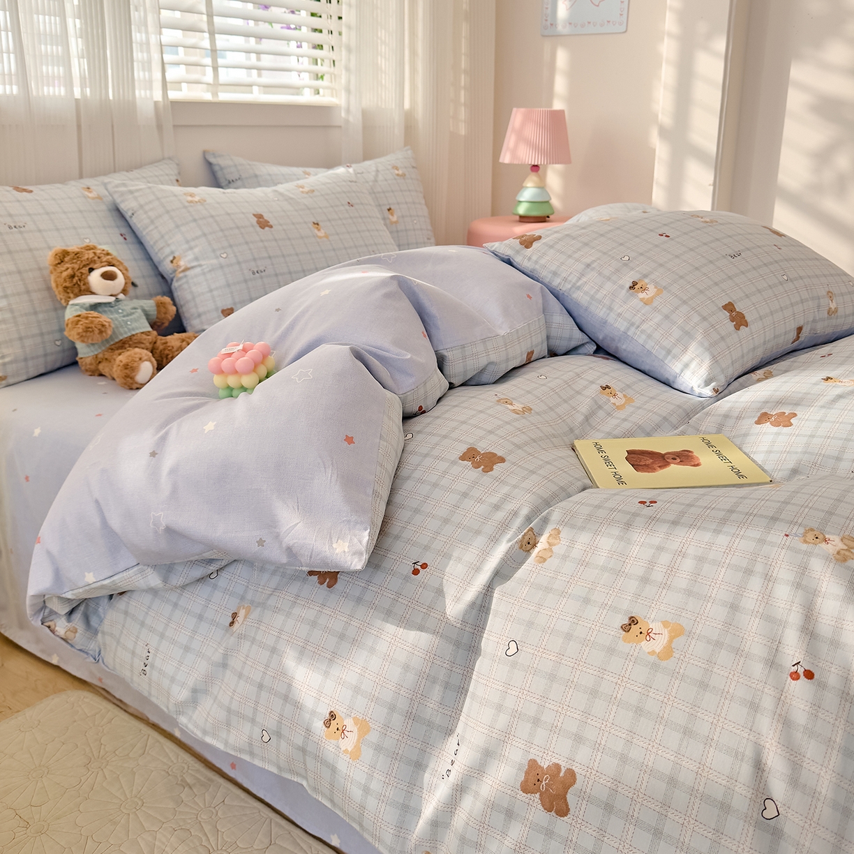 91家纺网 家纺一手货源 找家纺 DoDo 兜兜 2026春夏新款全棉纯棉可爱卡通四件套 熊抱阳光