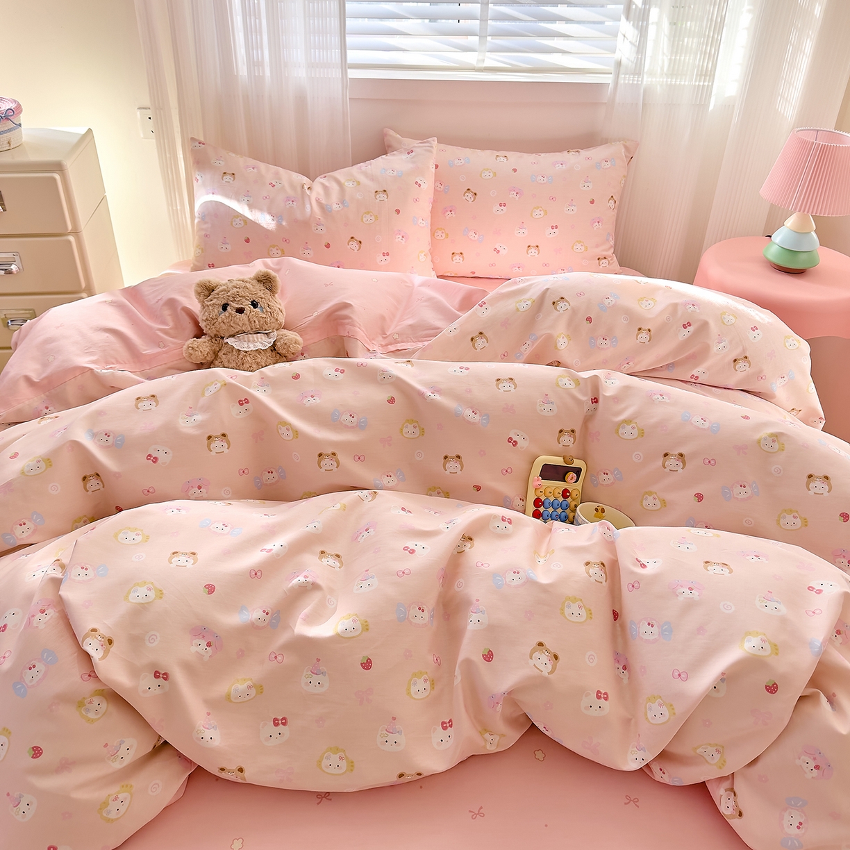 91家纺网 家纺一手货源 找家纺 DoDo 兜兜 2026春夏新款全棉纯棉可爱卡通四件套 甜酱小猫