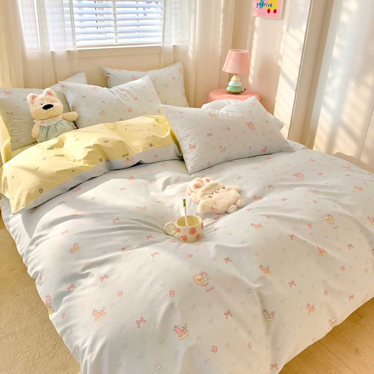 91家纺网 家纺一手货源 找家纺 DoDo 兜兜 2026春夏新款全棉纯棉可爱卡通四件套 草莓小马-蓝