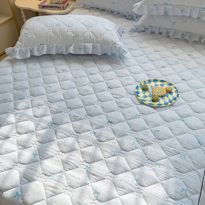 91家纺网 家纺一手货源 找家纺 优家居 2026新款精仿棉夹棉床裙三件套水洗棉韩版公主风花边床裙直播外贸定制 潘多拉-兰