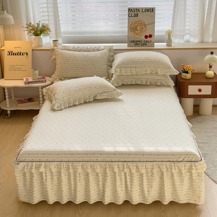 91家纺网 家纺一手货源 找家纺 优家居 2026新款精仿棉夹棉床裙三件套水洗棉韩版公主风花边床裙直播外贸定制 北岛之恋