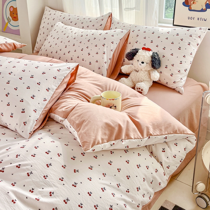 91家纺网 家纺一手货源 找家纺 斯卡诺家纺 2026新款春夏古法水洗仿棉云感纱四件套小布袋五件套 樱桃