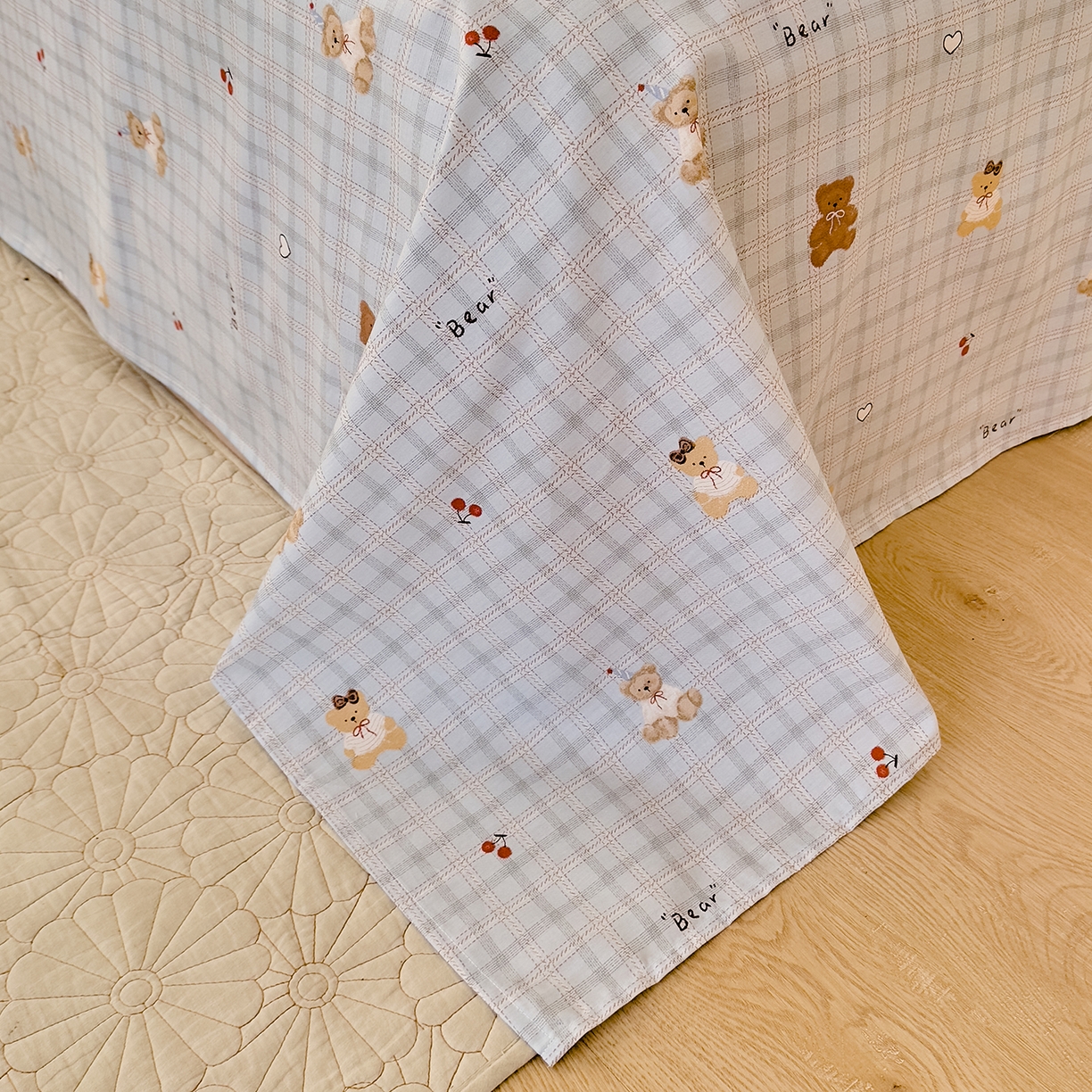 91家纺网 家纺一手货源 找家纺 DoDo 兜兜 2026年全棉纯棉可爱卡通单床单 床单单件 熊抱阳光