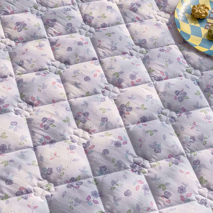 91家纺网 家纺一手货源 找家纺 优家居工厂店 2026新款精仿棉床裙四件套水洗棉韩版公主风花边床裙单被套直播外贸定制 情意绵绵