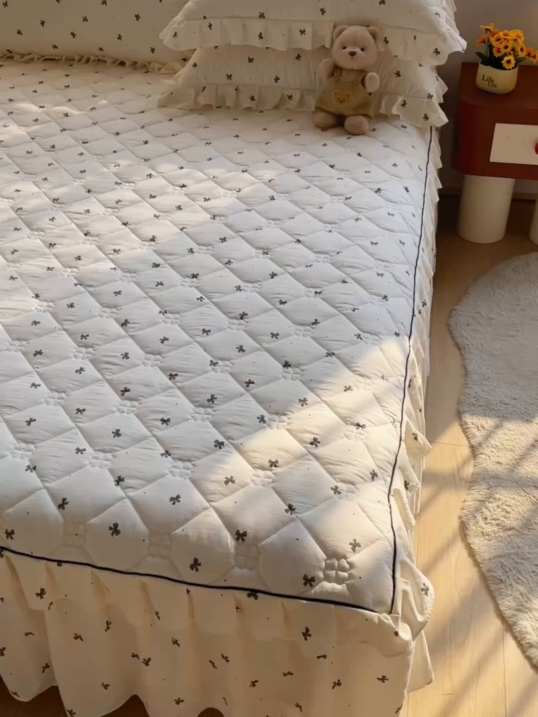 91家纺网 家纺一手货源 找家纺 优家居工厂店 2026新款精仿棉床裙四件套水洗棉韩版公主风花边床裙单被套直播外贸定制 情人节