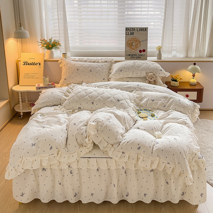 91家纺网 家纺一手货源 找家纺 优家居工厂店 2026新款精仿棉床裙四件套水洗棉韩版公主风花边床裙单被套直播外贸定制 蝶舞翩翩