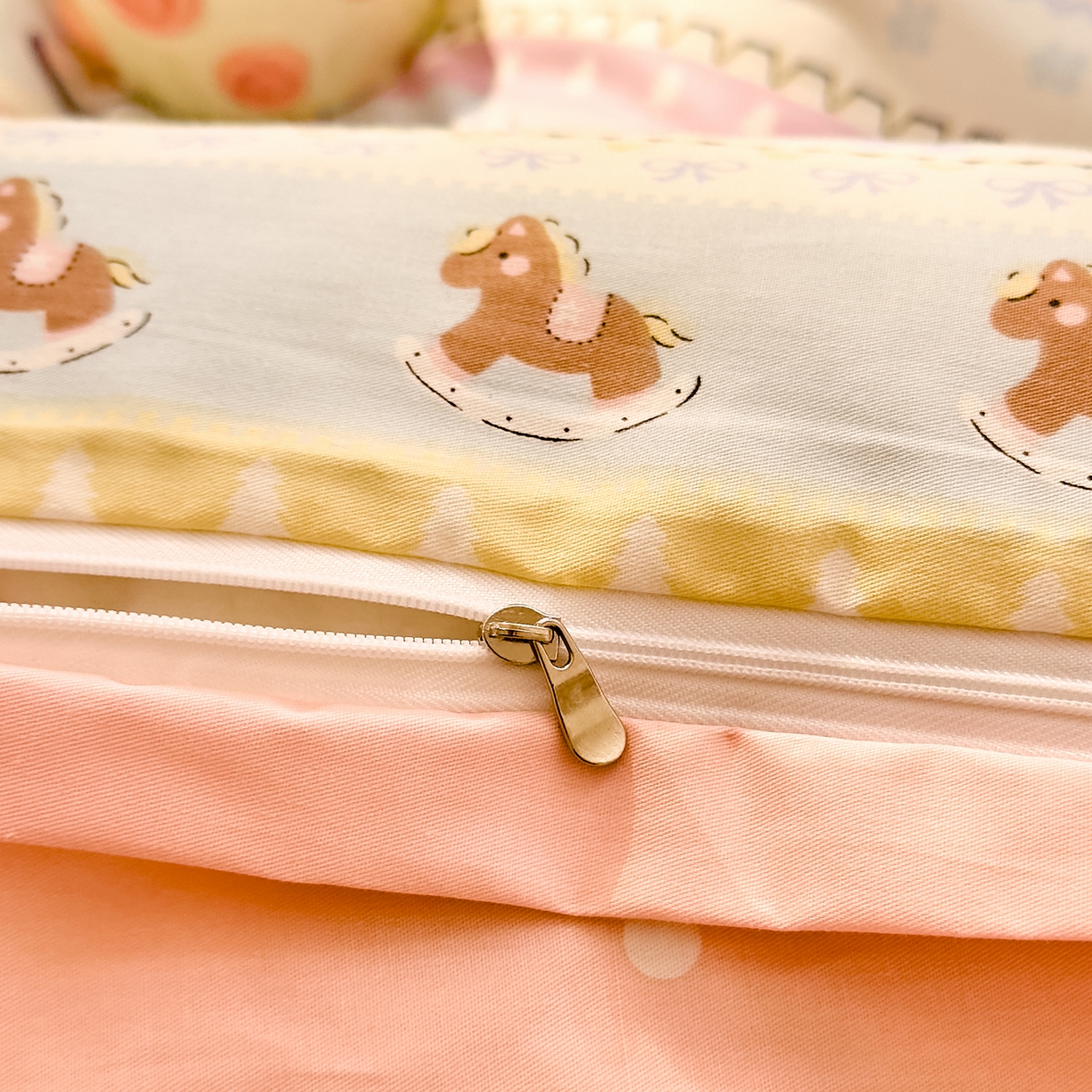 91家纺网 家纺一手货源 找家纺 DoDo 兜兜 2026年全棉纯棉可爱卡通单枕套 枕套单件 彩虹小马驹