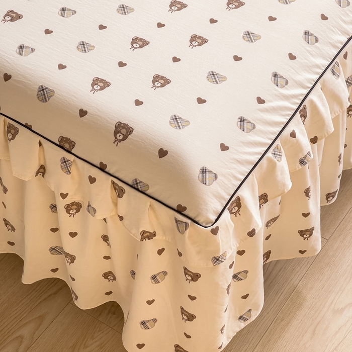 91家纺网 家纺一手货源 找家纺 优家居工厂店 2026新款精仿棉床裙三件套水洗棉韩版公主风花边床裙直播外贸定制 爱心熊