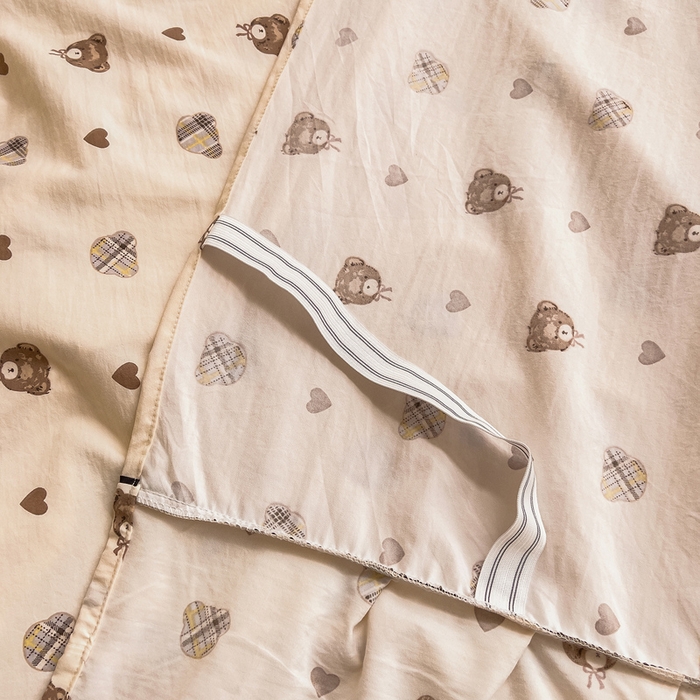 91家纺网 家纺一手货源 找家纺 优家居工厂店 2026新款精仿棉床裙三件套水洗棉韩版公主风花边床裙直播外贸定制 爱心熊