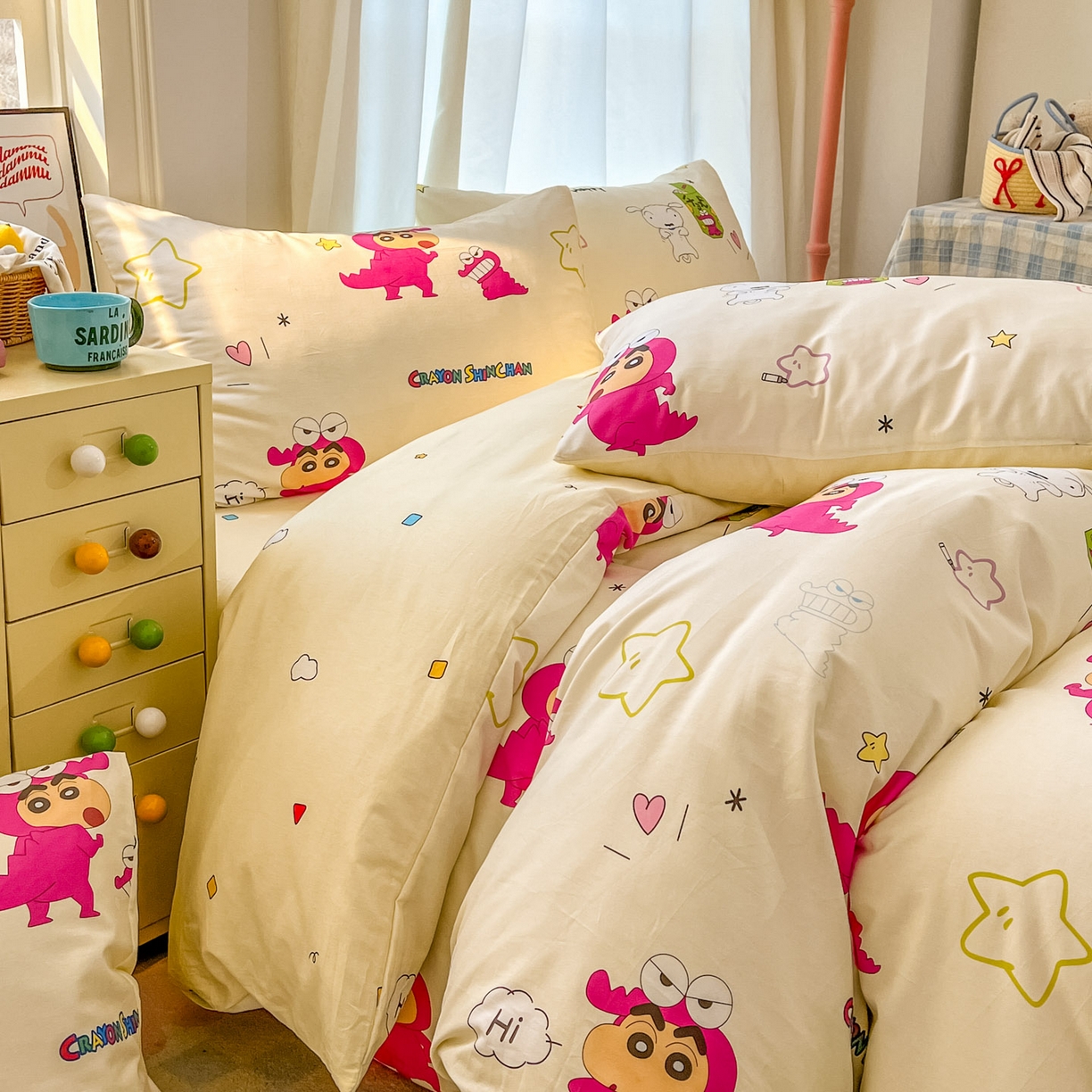 91家纺网 家纺一手货源 找家纺 浩诚 2026新款蜡笔小新正版授权全棉卡通四件套 萌趣小新