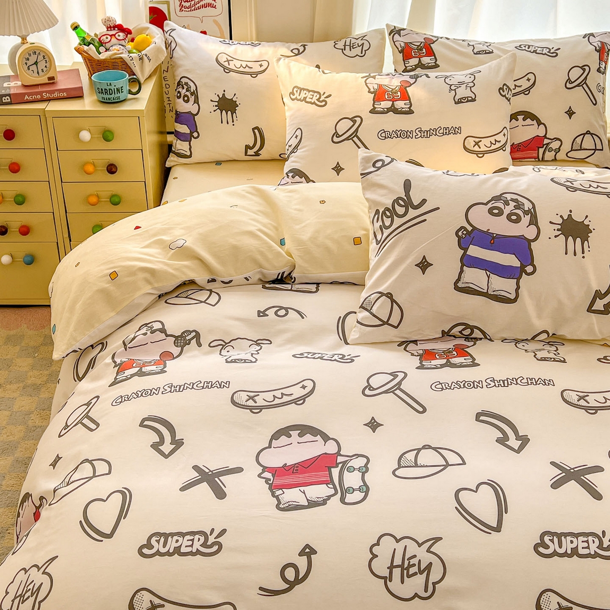 91家纺网 家纺一手货源 找家纺 浩诚 2026新款蜡笔小新正版授权全棉卡通四件套 滑板小新