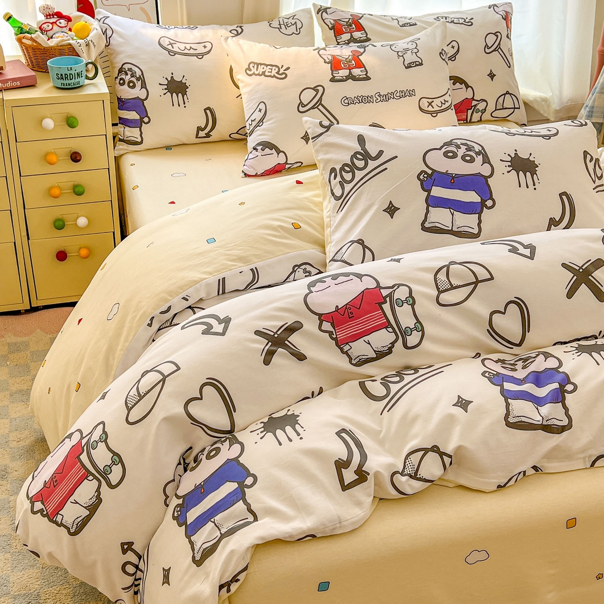 91家纺网 家纺一手货源 找家纺 浩诚 2026新款蜡笔小新正版授权全棉卡通四件套 滑板小新