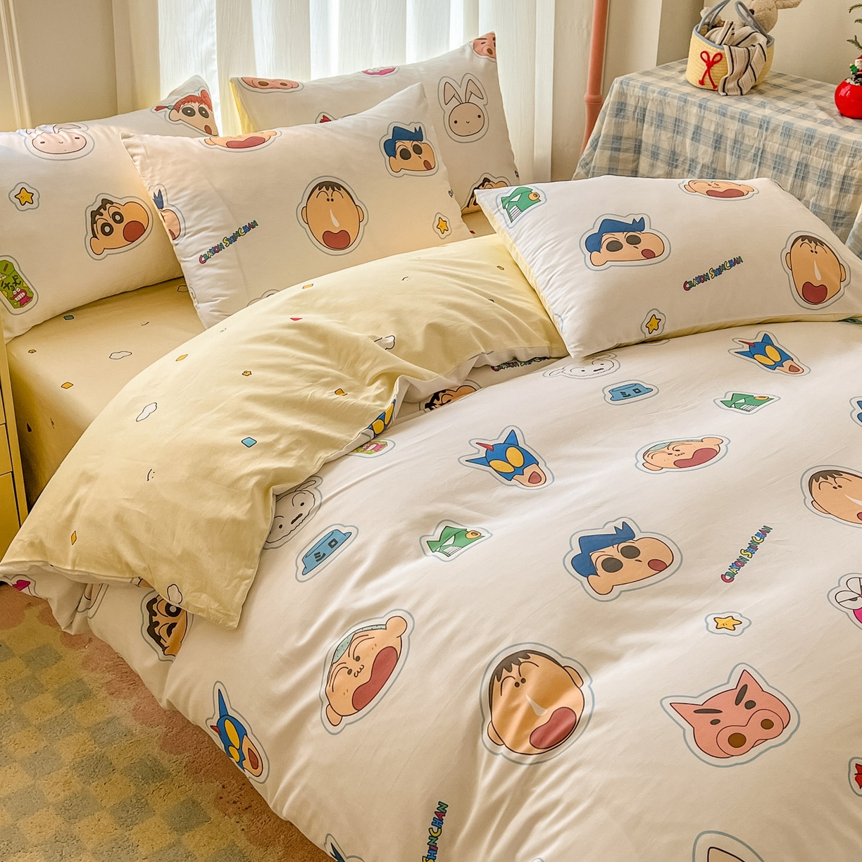 91家纺网 家纺一手货源 找家纺 浩诚 2026新款蜡笔小新正版授权全棉卡通四件套 小新乐园