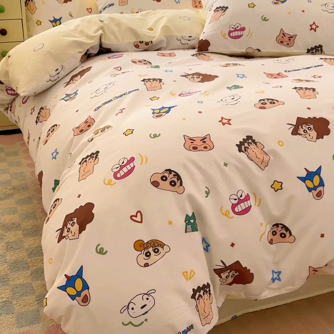 91家纺网 家纺一手货源 找家纺 浩诚 2026新款蜡笔小新正版授权全棉卡通四件套 小新家族