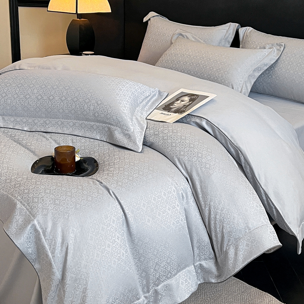 91家纺网 家纺一手货源 找家纺 置顶家纺 2026新款运吉亲肤提花麻绳系列四件套 运吉-瓷器蓝