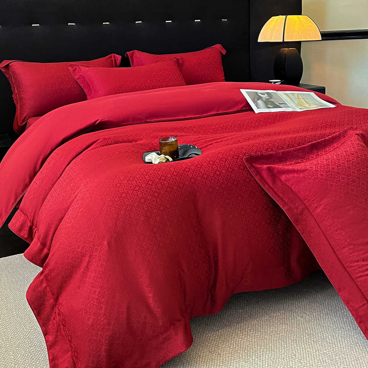 91家纺网 家纺一手货源 找家纺 置顶家纺 2026新款运吉亲肤提花麻绳系列四件套 运吉-大红