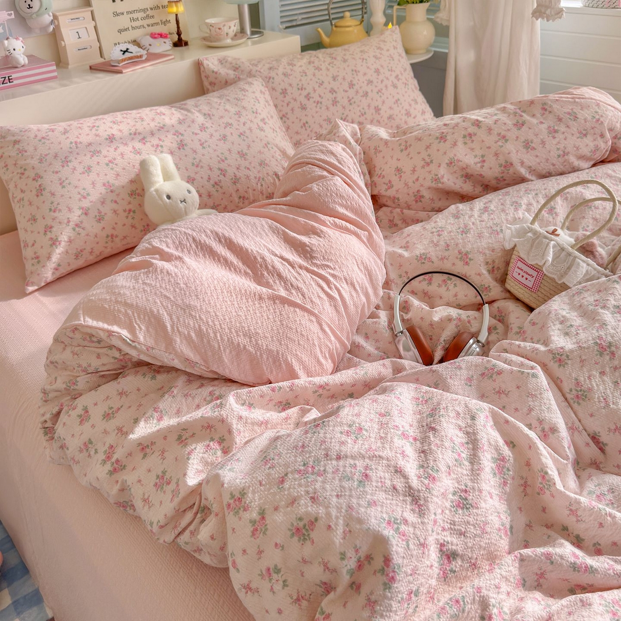 91家纺网 家纺一手货源 找家纺 优选 2026新款110g小清新高克重高品质直播热卖款A类泡芙棉双层纱四件套 蔷薇絮