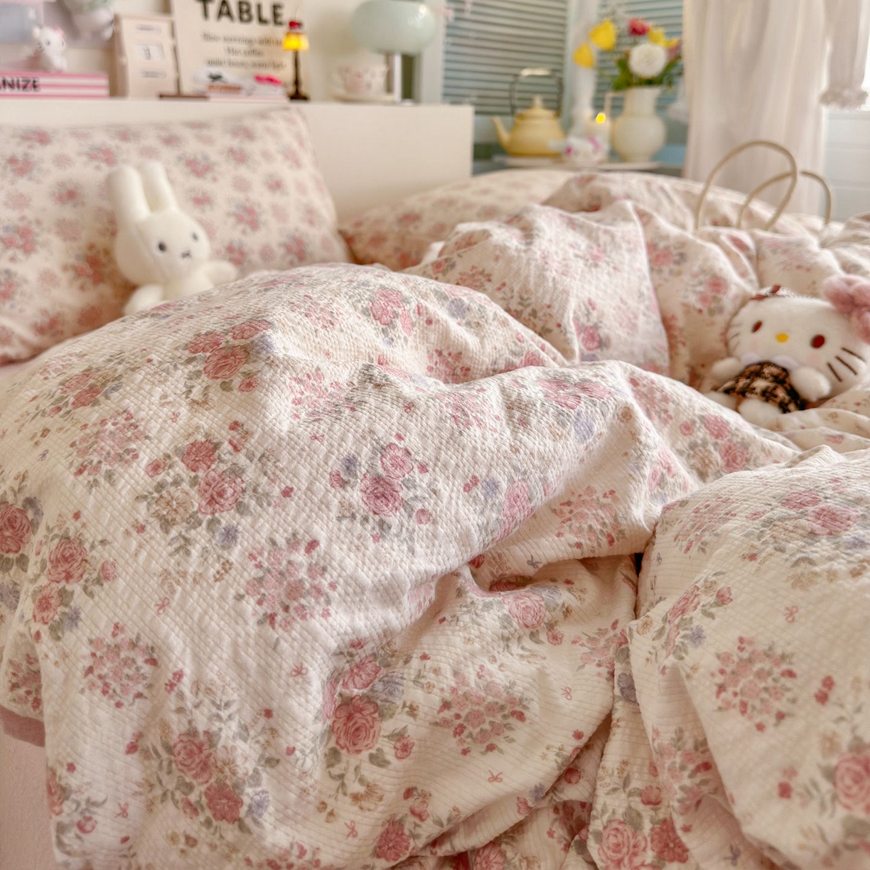 91家纺网 家纺一手货源 找家纺 优选 2026新款110g小清新高克重高品质直播热卖款A类泡芙棉双层纱四件套 春日限定