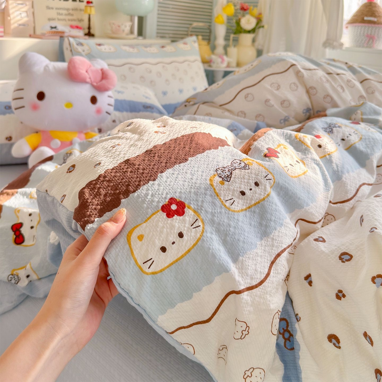 91家纺网 家纺一手货源 找家纺 优选 2026新款110g小清新高克重高品质直播热卖款A类泡芙棉双层纱四件套 韩范小猫