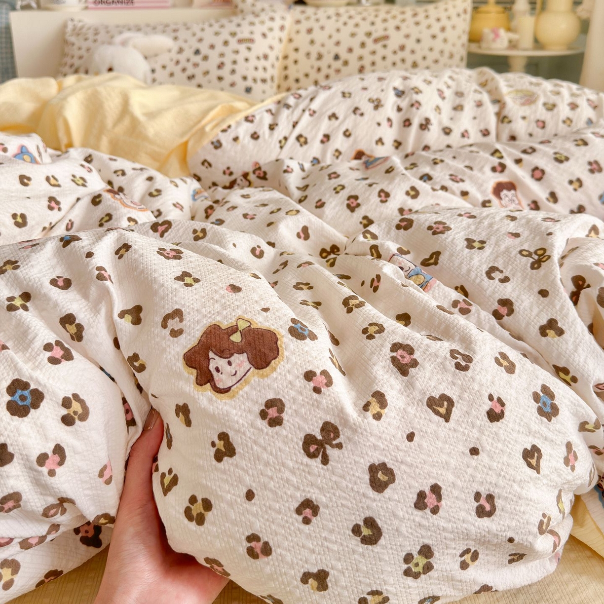 91家纺网 家纺一手货源 找家纺 优选 2026新款110g小清新高克重高品质直播热卖款A类泡芙棉双层纱四件套 好朋友