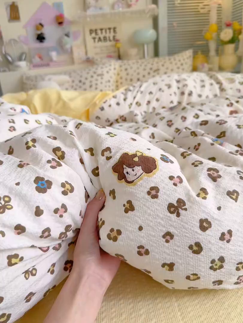 91家纺网 家纺一手货源 找家纺 优选 2026新款110g小清新高克重高品质直播热卖款A类泡芙棉双层纱四件套 好朋友