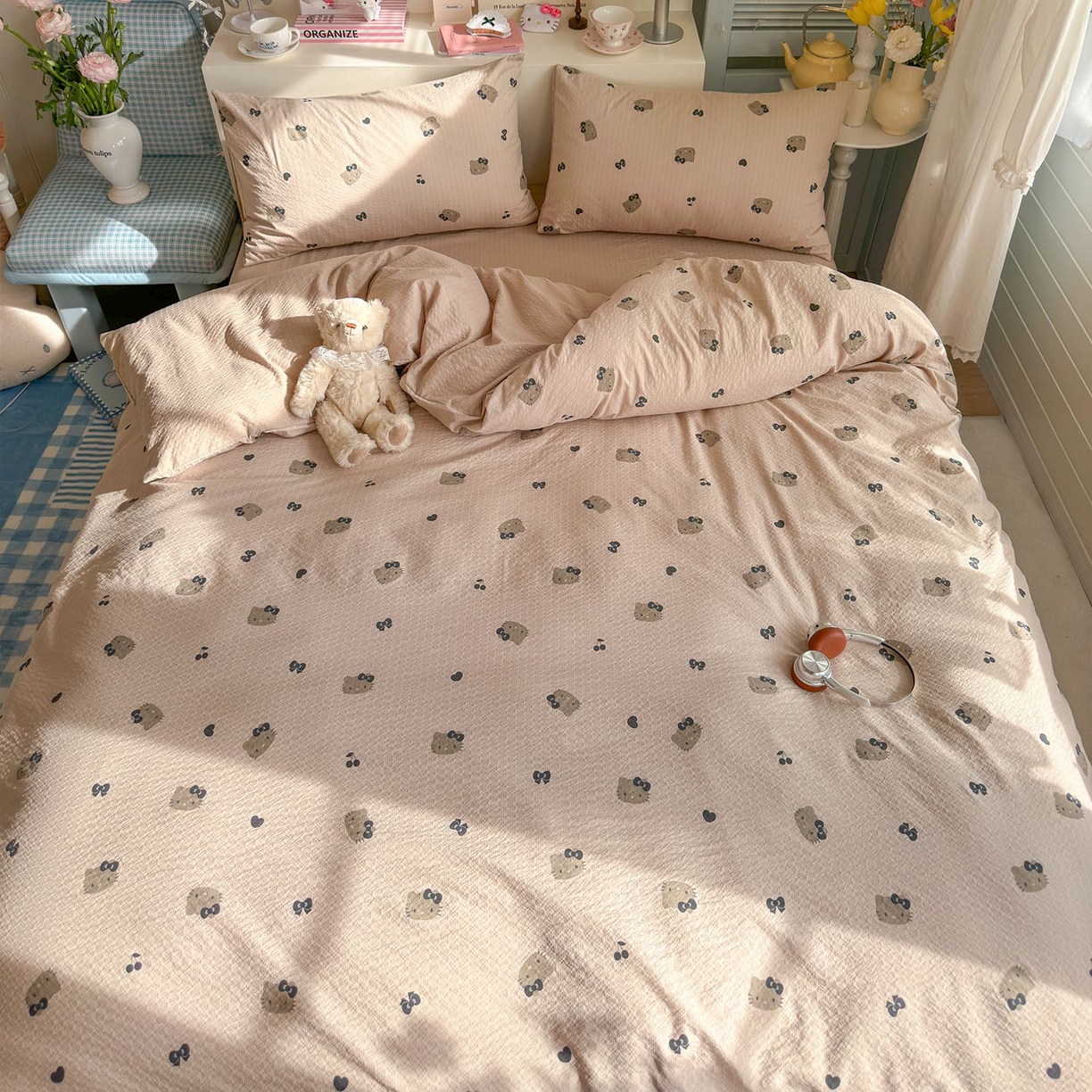 91家纺网 家纺一手货源 找家纺 优选 2026新款110g小清新高克重高品质直播热卖款A类泡芙棉双层纱四件套 咖色凯蒂