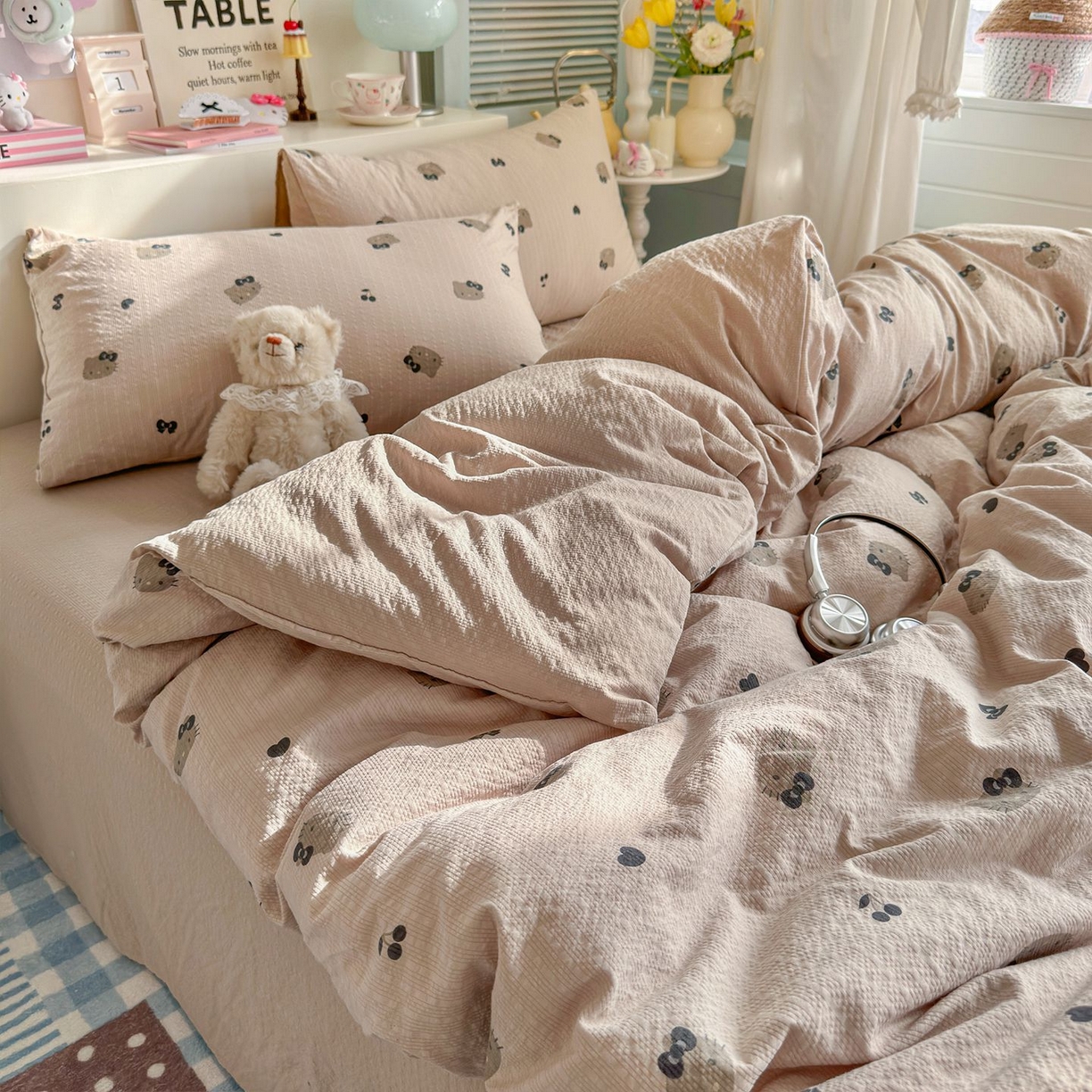 91家纺网 家纺一手货源 找家纺 优选 2026新款110g小清新高克重高品质直播热卖款A类泡芙棉双层纱四件套 咖色凯蒂