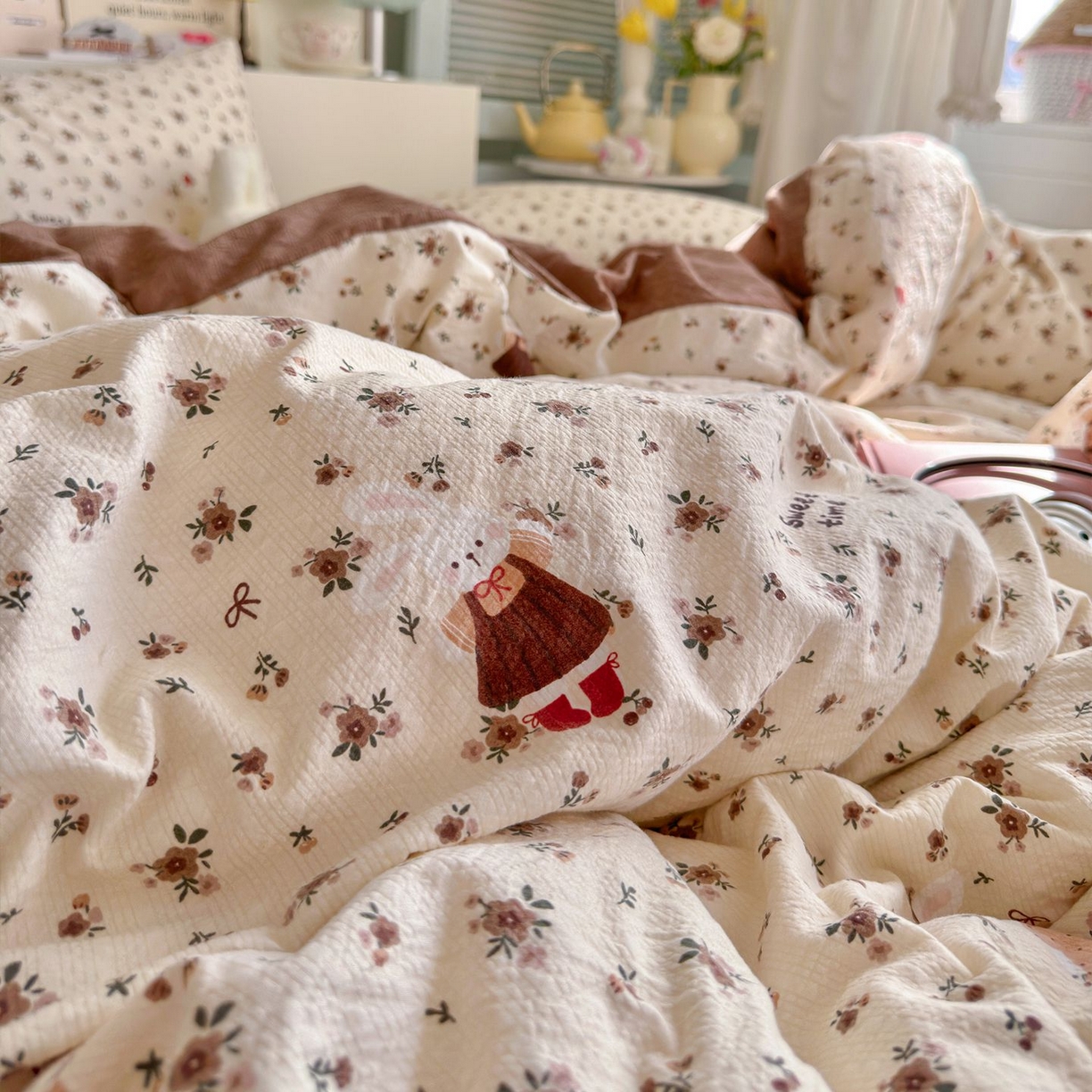 91家纺网 家纺一手货源 找家纺 优选 2026新款110g小清新高克重高品质直播热卖款A类泡芙棉双层纱四件套 兔兔后花园