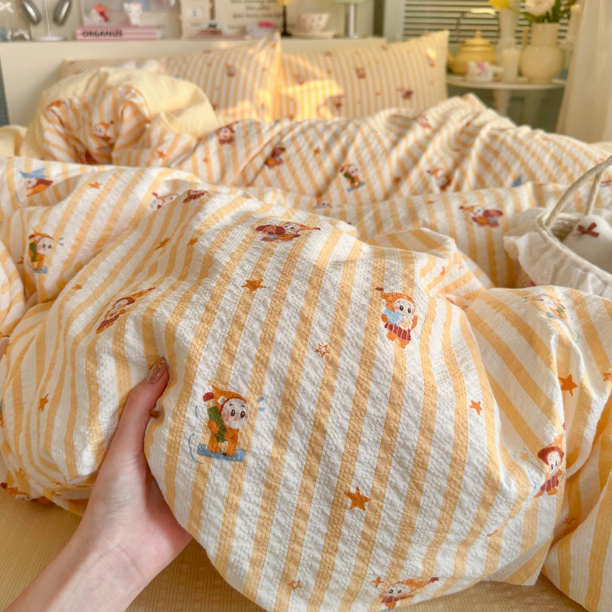 91家纺网 家纺一手货源 找家纺 优选 2026新款110g小清新高克重高品质直播热卖款A类泡芙棉双层纱四件套 星星人