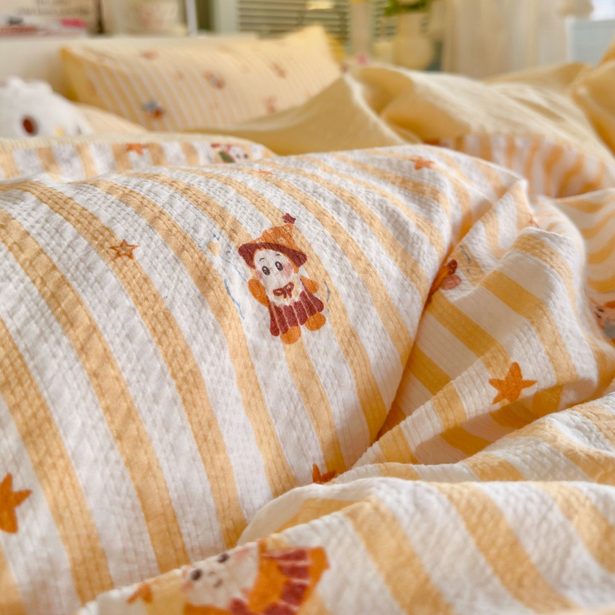 91家纺网 家纺一手货源 找家纺 优选 2026新款110g小清新高克重高品质直播热卖款A类泡芙棉双层纱四件套 星星人