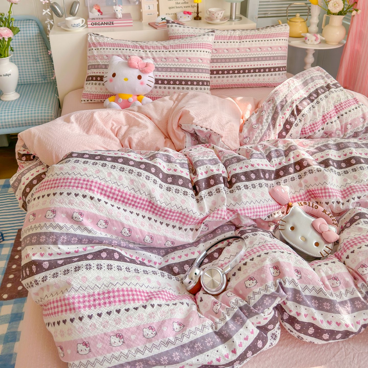 91家纺网 家纺一手货源 找家纺 优选 2026新款110g小清新高克重高品质直播热卖款A类泡芙棉双层纱四件套 kitty甜梦窝