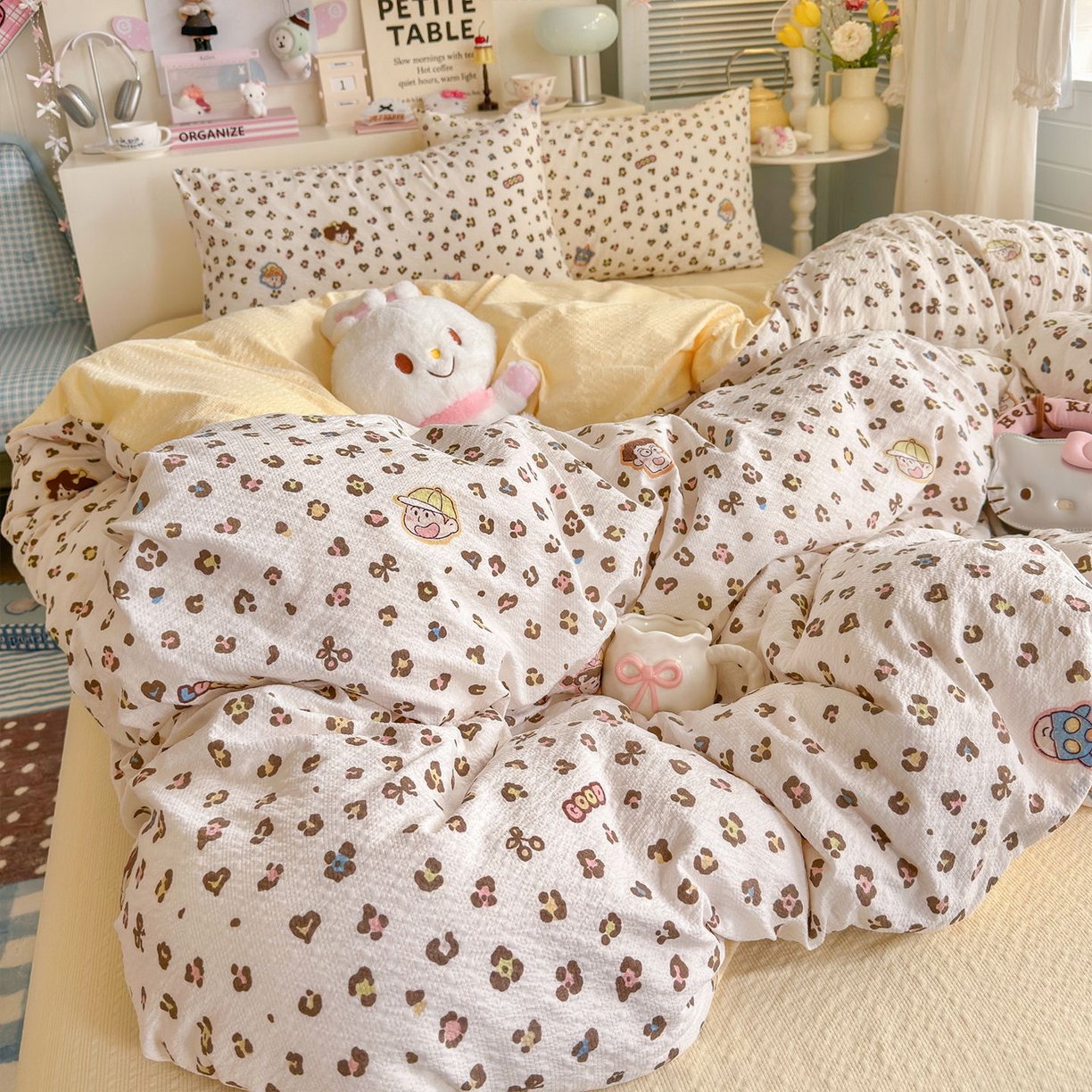 91家纺网 家纺一手货源 找家纺 优选良品 2026新款小清新110g高品质直播热卖款A类泡芙棉双层纱四件套 好朋友