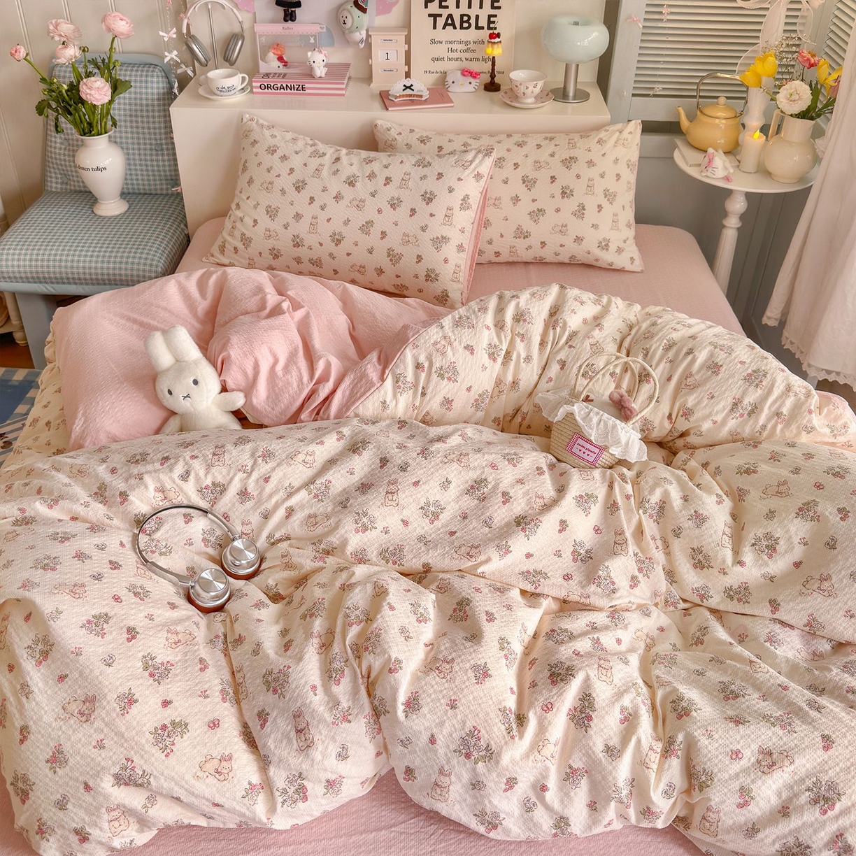 91家纺网 家纺一手货源 找家纺 优选良品 2026新款小清新110g高品质直播热卖款A类泡芙棉双层纱四件套 花与兔